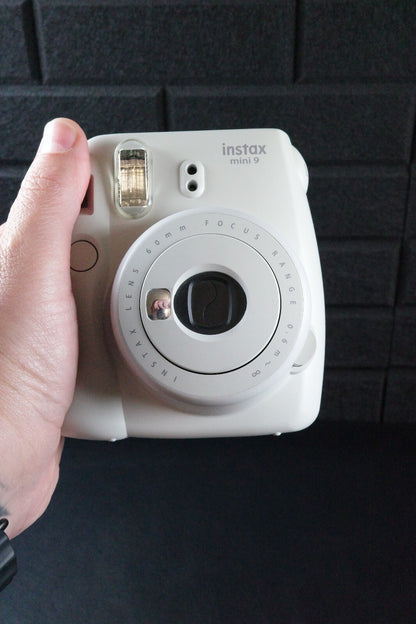 Fujifilm Instax Mini 9 White Instant Polaroid Camera - Fully Working