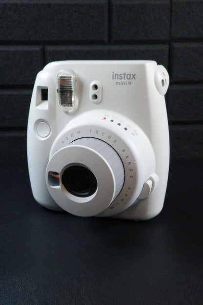 Fujifilm Instax Mini 9 White Instant Polaroid Camera - Fully Working