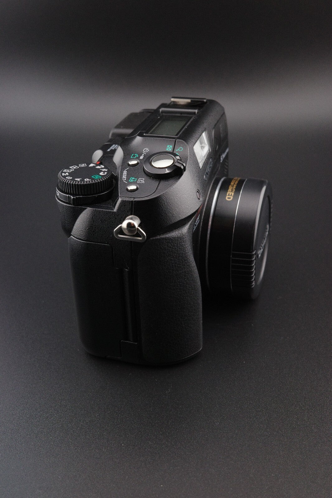 Olympus Camedia C-5060 5.1MP Digital Camera (Needs Card & Battery)