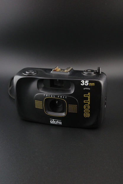 Vintage 1990's Akita TT018 35mm Focus Free Film Camera - Tested & Working
