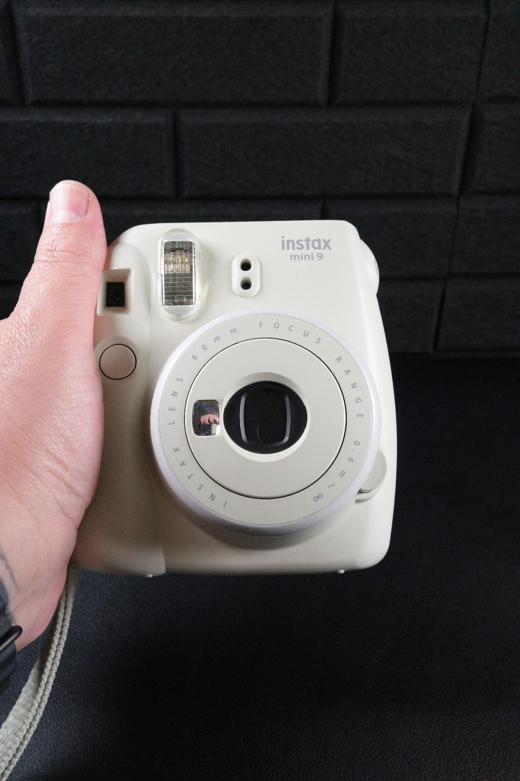 Fujifilm Instax Mini 9 White Instant Polaroid Camera & Batteries - Fully Working
