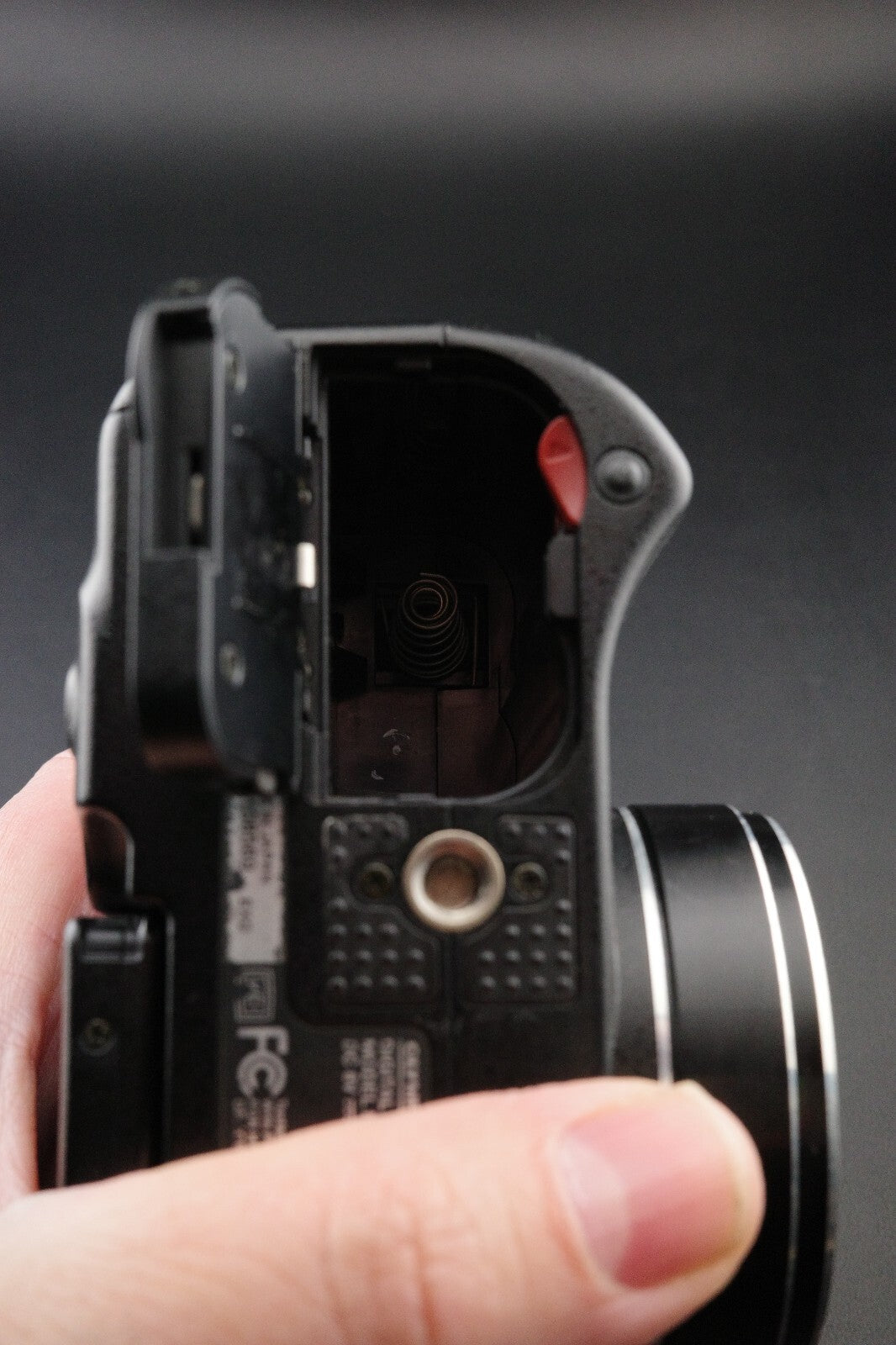 Olympus Camedia C5060 5.1MP Digital Camera + 2GB Lexar Pro CF Card - Working