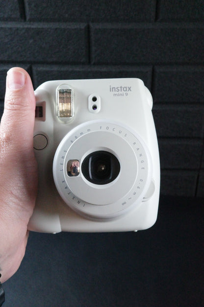 Fujifilm Instax Mini 9 White Instant Polaroid Camera - Fully Working