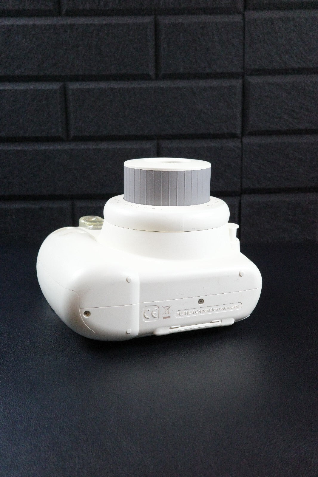 Fujifilm Instax Mini 8 White Instant Polaroid Camera - Works Perfectly