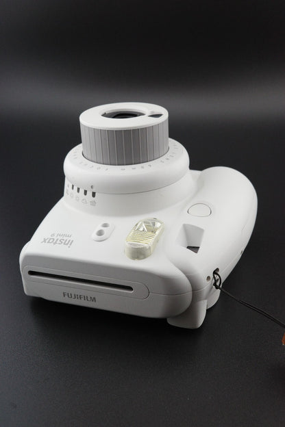 Boxed Fujifilm Instax Mini 9 White Instant Camera + Batteries - Tested & Working