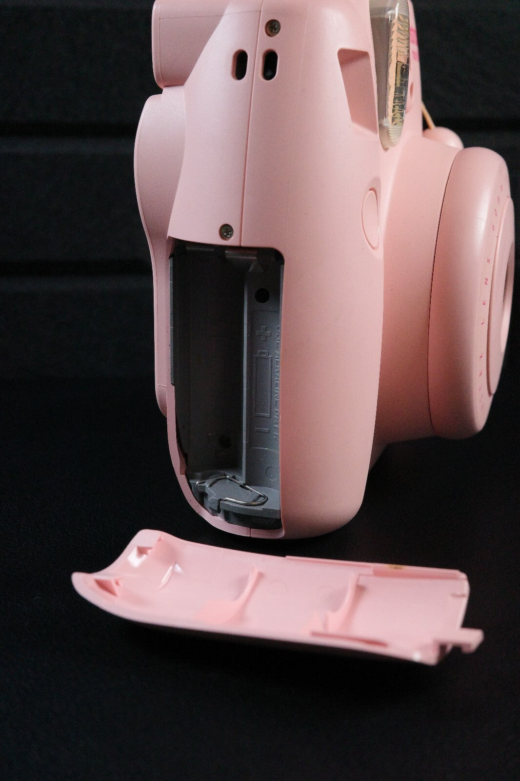 Fujifilm Instax Mini 8 Pink Instant Polaroid Camera - Works Perfectly