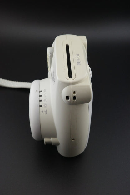 Fujifilm Instax Mini 9 White Instant Camera, Case & Batteries - Tested & Working