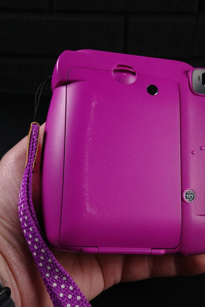 Fujifilm Instax Mini 9 Purple Instant Polaroid Camera + Batteries - Working