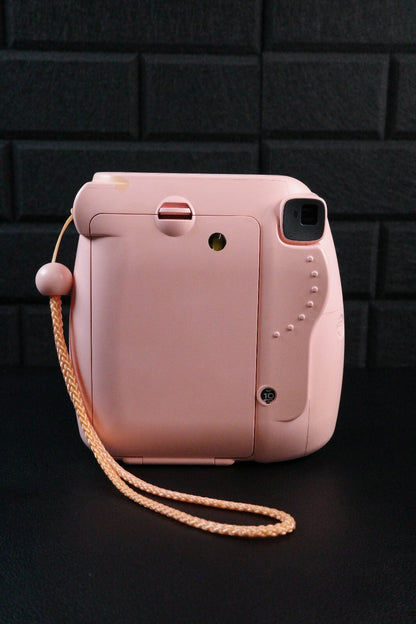 Fujifilm Instax Mini 8 Pink Instant Polaroid Camera - Works Perfectly