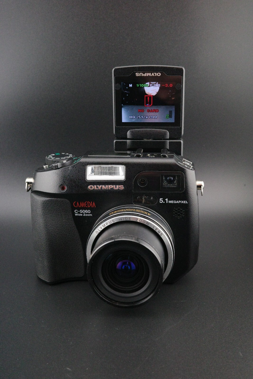 Olympus C-5060 Wide Zoom 5.1MP CCD Digital Camera - Tested & Working