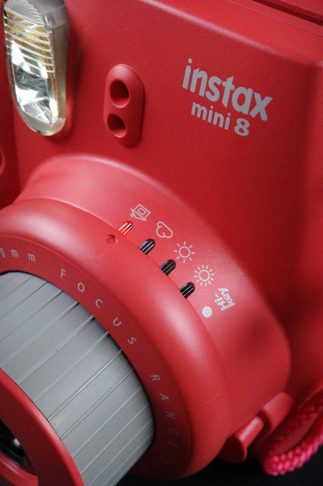 Fujifilm Instax Mini 8 Poppy Red Instant Polaroid Camera - Works Perfectly