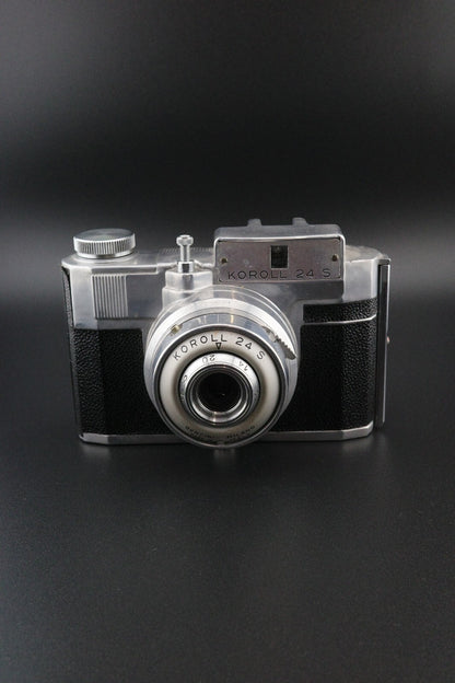 Vintage Italian 1950's Bencini Koroll 24S 120 Film Camera Made Tested & Working