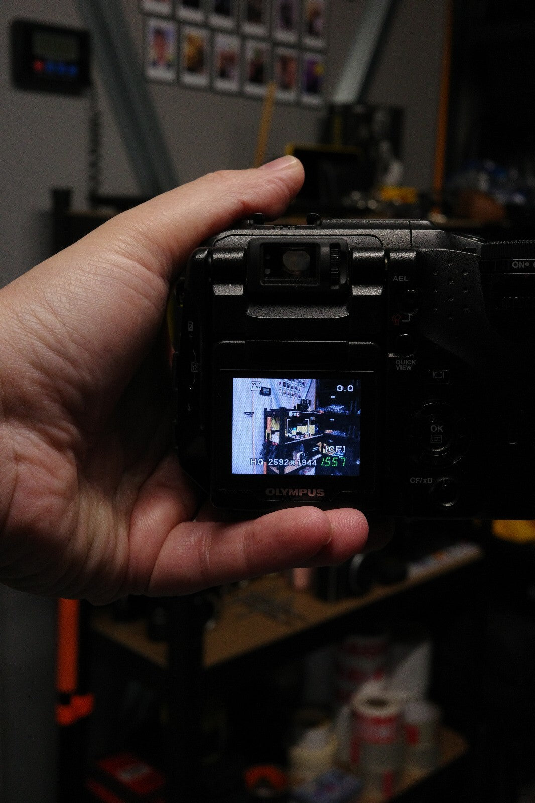 Olympus Camedia C5060 5.1MP Digital Camera + 2GB Lexar Pro CF Card - Working