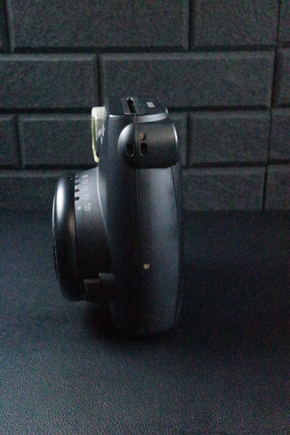 Fujifilm Instax Mini 8 Black Instant Polaroid Camera - Works Perfectly