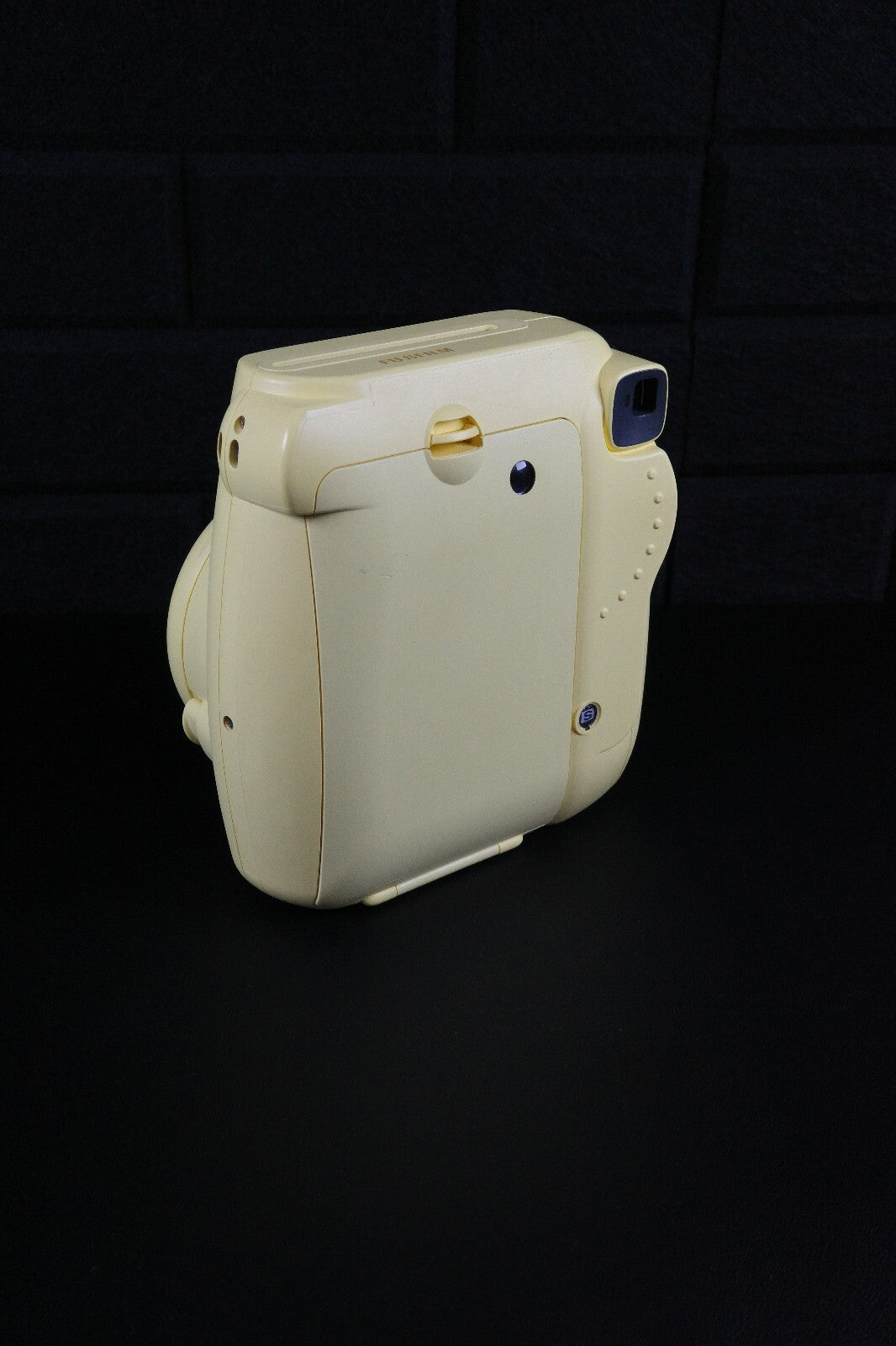 Fujifilm Instax Mini 8 Yellow  Instant Camera + Film & Batteries - Working