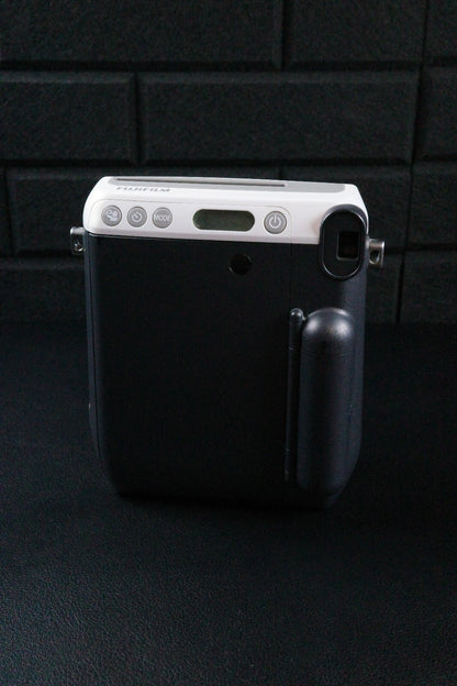 Fujifilm Instax Mini 70 White Instant Film Camera + Film & Batteries  - Working