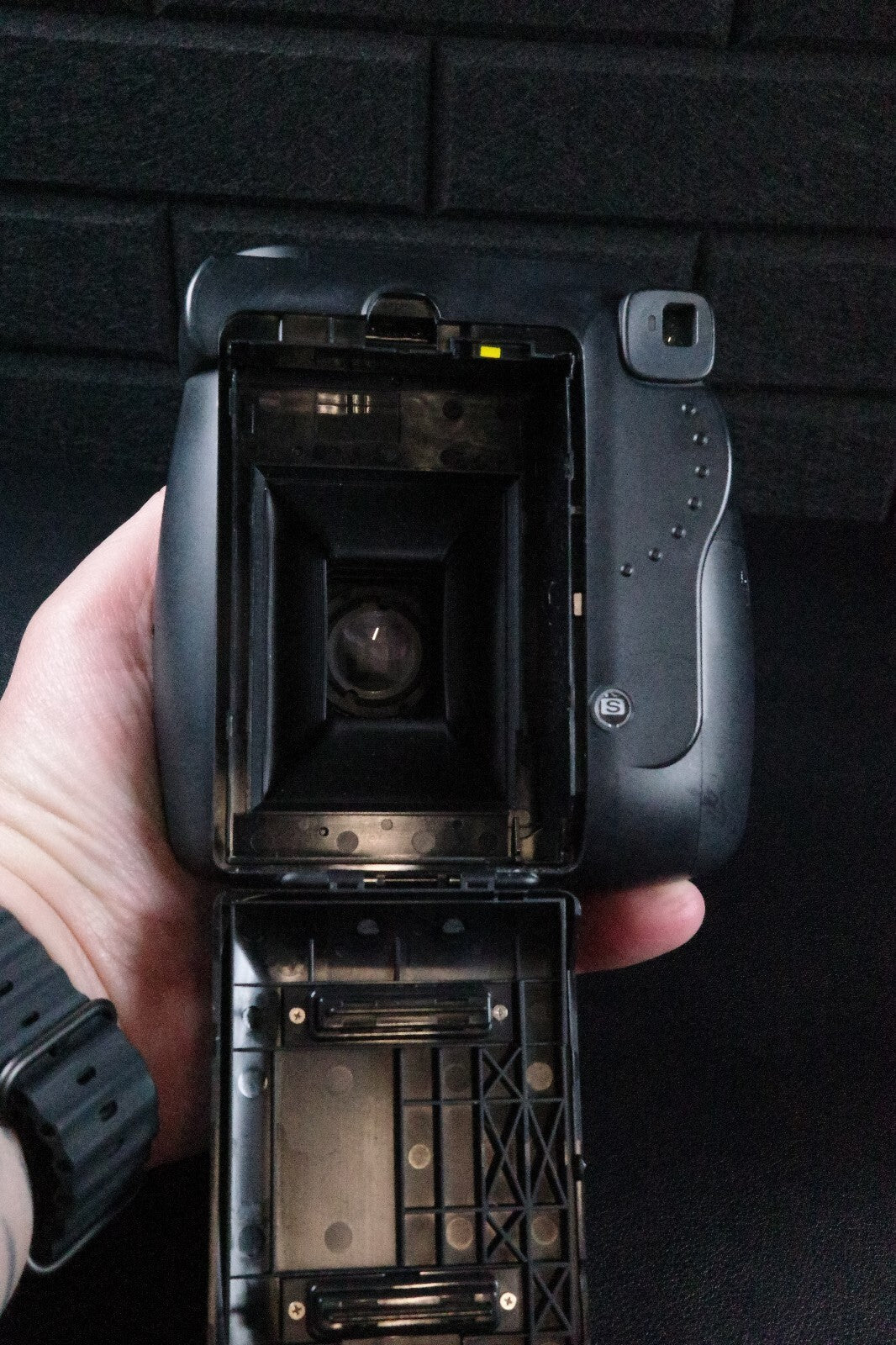 Fujifilm Instax Mini 8 Black Instant Polaroid Camera - Works Perfectly
