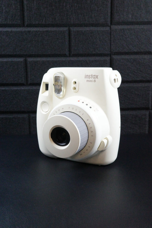 Fujifilm Instax Mini 8 White Instant Polaroid Camera - Works Perfectly