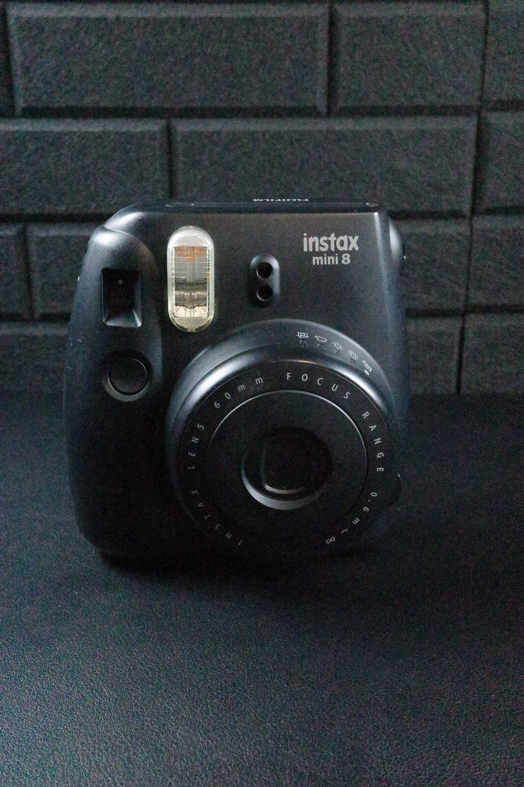 Fujifilm Instax Mini 8 Black Instant Polaroid Camera - Works Perfectly