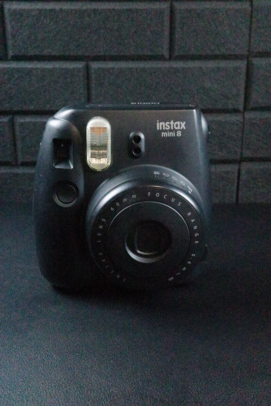 Fujifilm Instax Mini 8 Black Instant Polaroid Camera - Works Perfectly