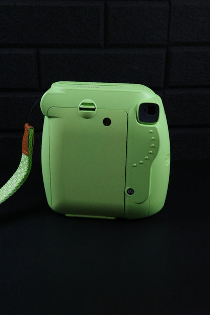 Fujifilm Instax Mini 9 Green Instant Camera + Case, Film & Batteries - Working