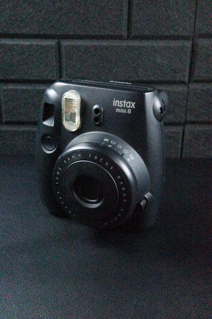 Fujifilm Instax Mini 8 Black Instant Polaroid Camera - Works Perfectly