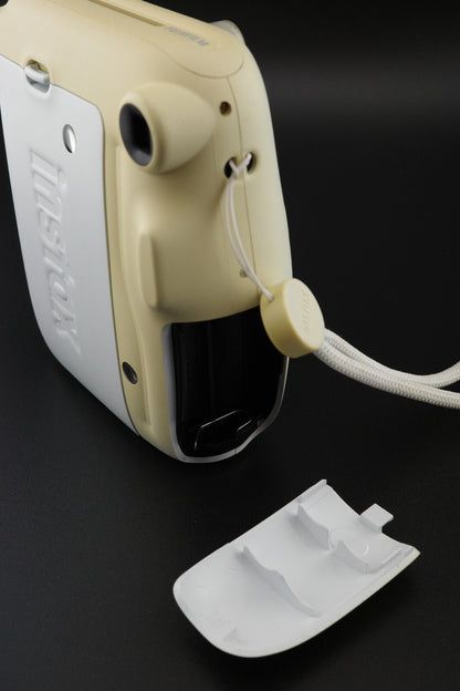 Fujifilm Instax Mini 11 White Instant Camera + Batteries - Tested & Working