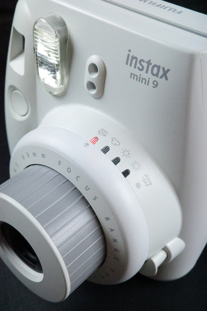 Fujifilm Instax Mini 9 White Instant Polaroid Camera - Fully Working