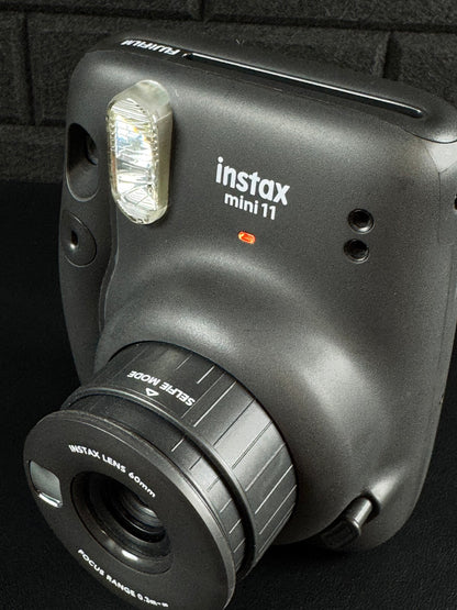 Fujifilm Instax Mini 11 Black Instant Polaroid Camera - Works Perfectly