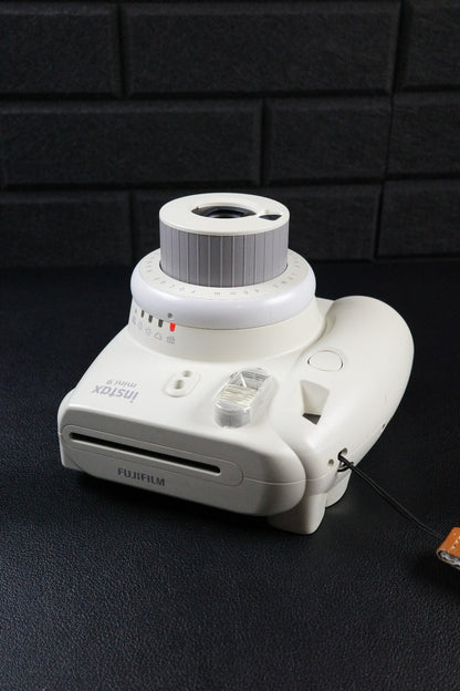 Fujifilm Instax Mini 9 White Instant Polaroid Camera & Batteries - Fully Working