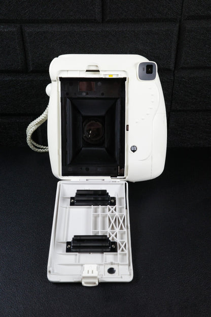 Fujifilm Instax Mini 8 Instant Polaroid Camera - Film Tested & Working