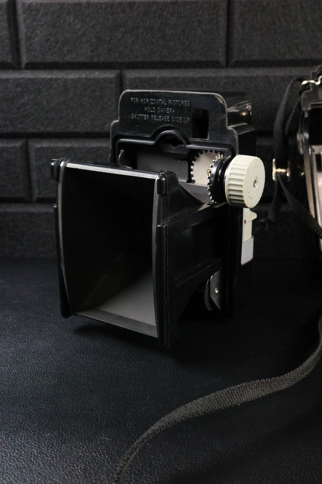 Kodak Brownie Bull's-Eye Vintage 1950's Bakelite 620 Film Box Camera - Working