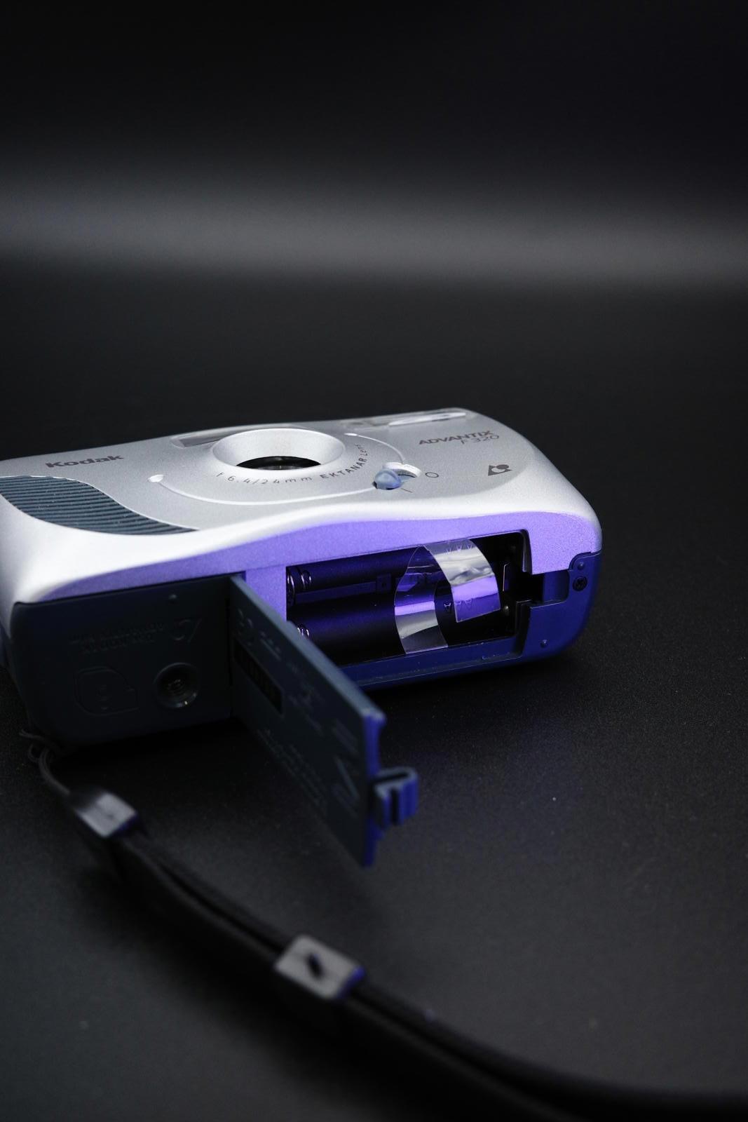 Kodak Advantix F320 APS Compact Film Camera – Excellent Working Condition