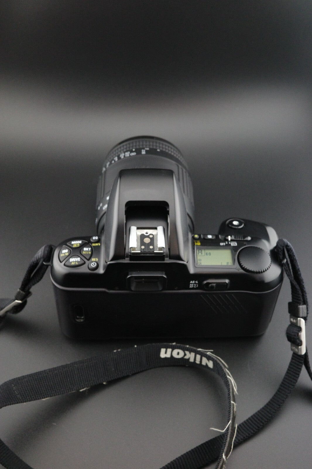 Nikon F-601 35mm SLR Film Camera + Sigma 28-200mm Lens - Film Tested & Working