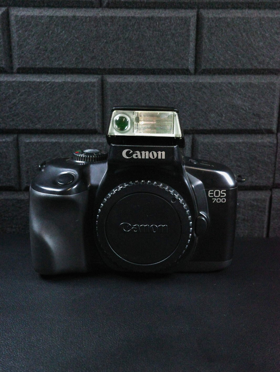 Canon EOS 700 Vintage 1990's SLR 35mm Film Camera Body - Film Tested & Working