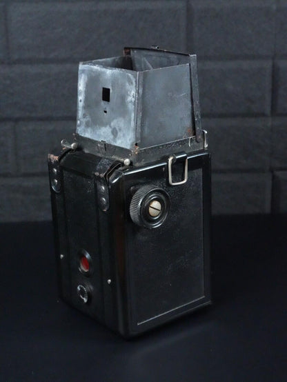 Soviet Komsomolets GOMZ Vintage 1940's 6x6 120 Film Box Camera (Read Details)