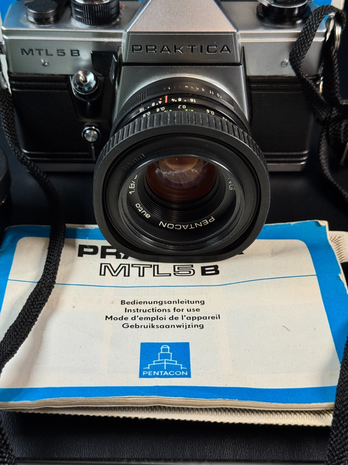 Praktica MTL 5B Vintage 35mm Film SLR Camera & 50mm f/2.8 Lens (Read Details)