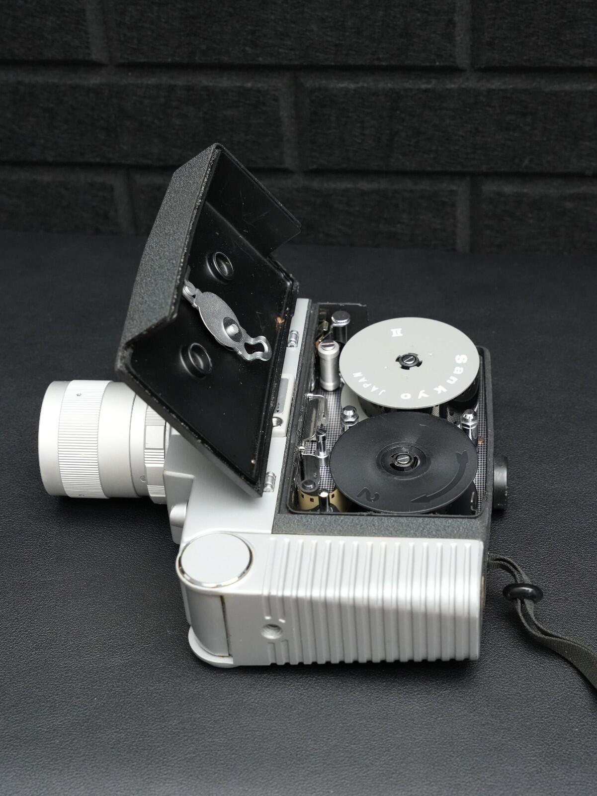 Sankyo Auto-4X Vintage 1960's 8mm Movie Cine Camera With Grip - Untested