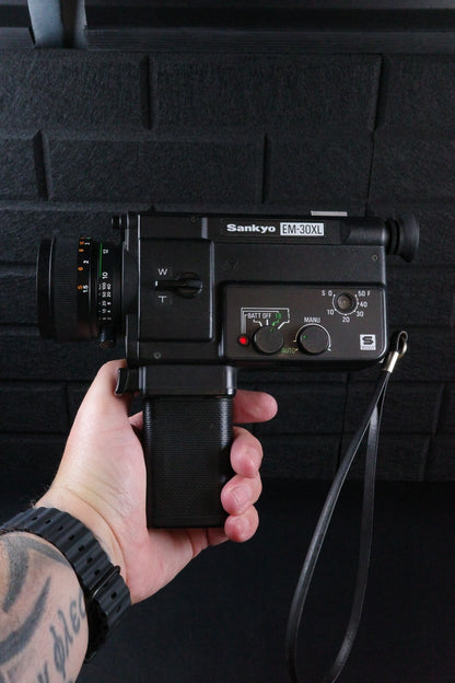 Sankyo EM-30XL Vintage 1970's Super 8 Cine Film Camera & Case - Fully Working