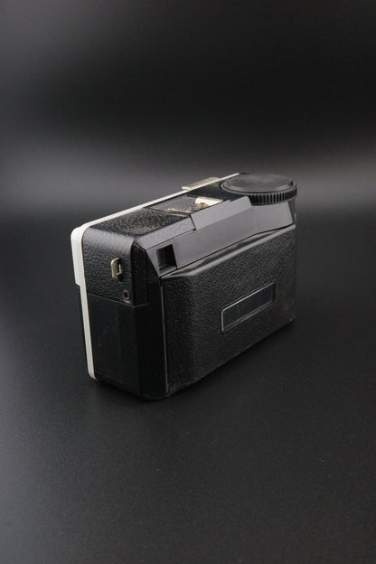 Vintage 1960's Kodak Instamatic 33 Retro Compact 126 Film - Tested & Working