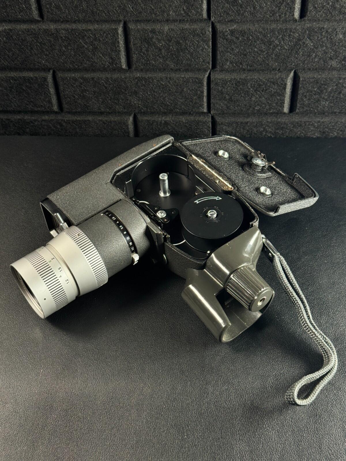 Canon Reflex Zoom 8-3 Vintage 1960's 8mm Cine Movie Camera - Tested & Working