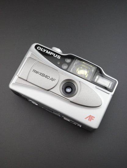 Olympus Trip XB40 AF 35mm Film Point & Shoot Camera, Case + Batteries - Working