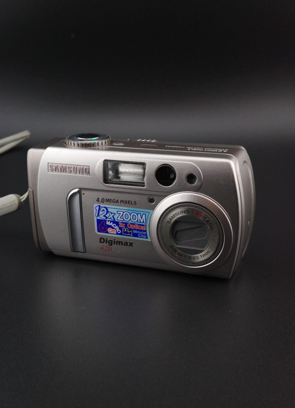 Vintage Samsung Digimax 420 4MP Compact Digital Zoom Camera - Tested & Working