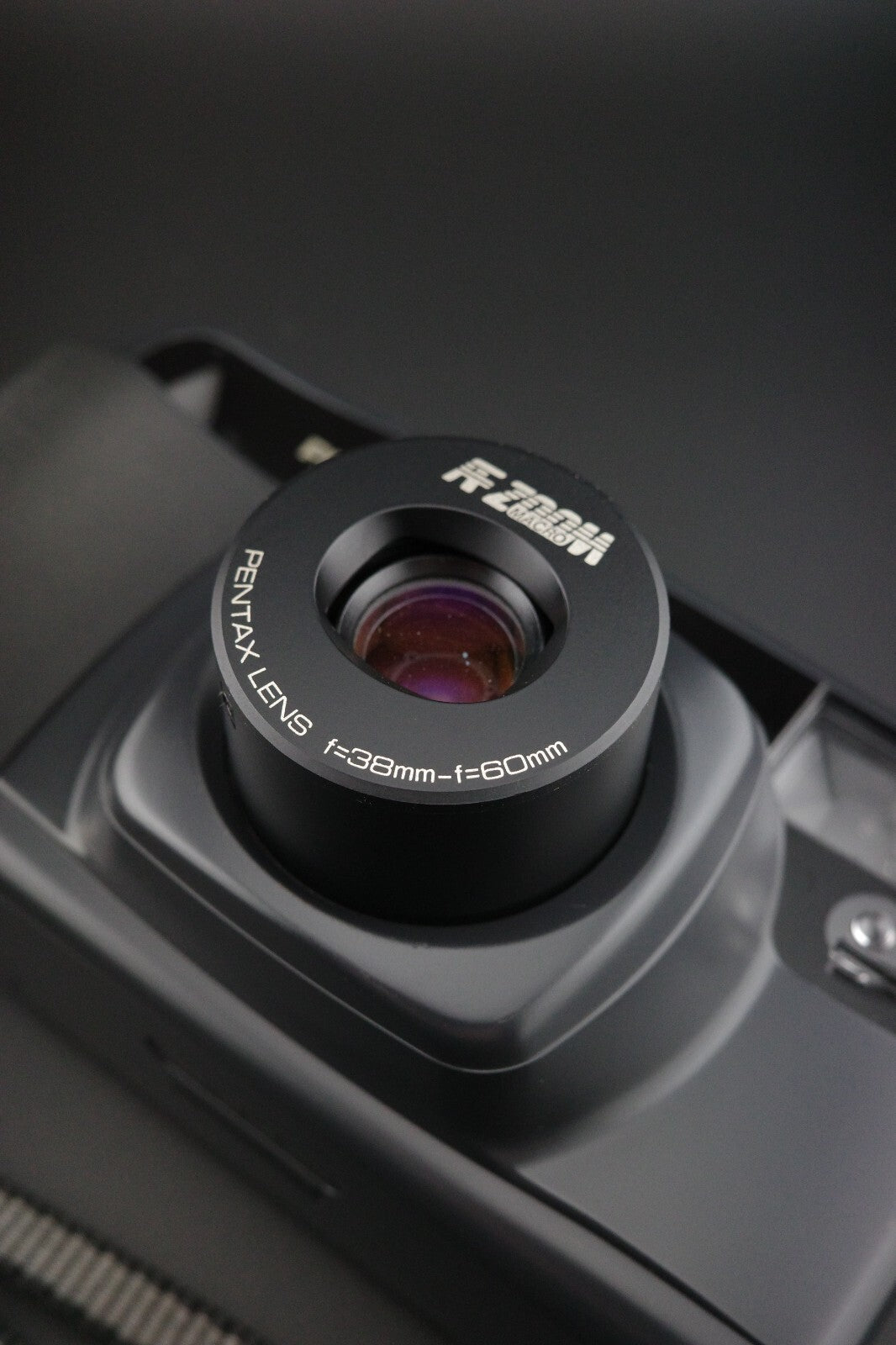 Pentax Zoom 60 AF 35mm Point and Shoot Film Camera Tested & Working (LCD Fault)