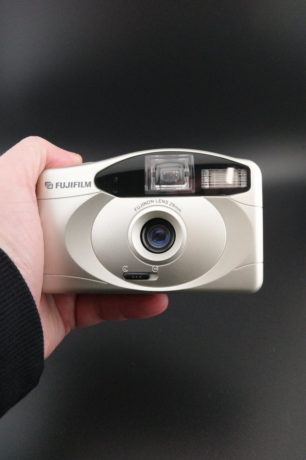 Fujifilm Auto20 Big Viewfinder Vintage 1990's 35mm Film Camera Tested & Working
