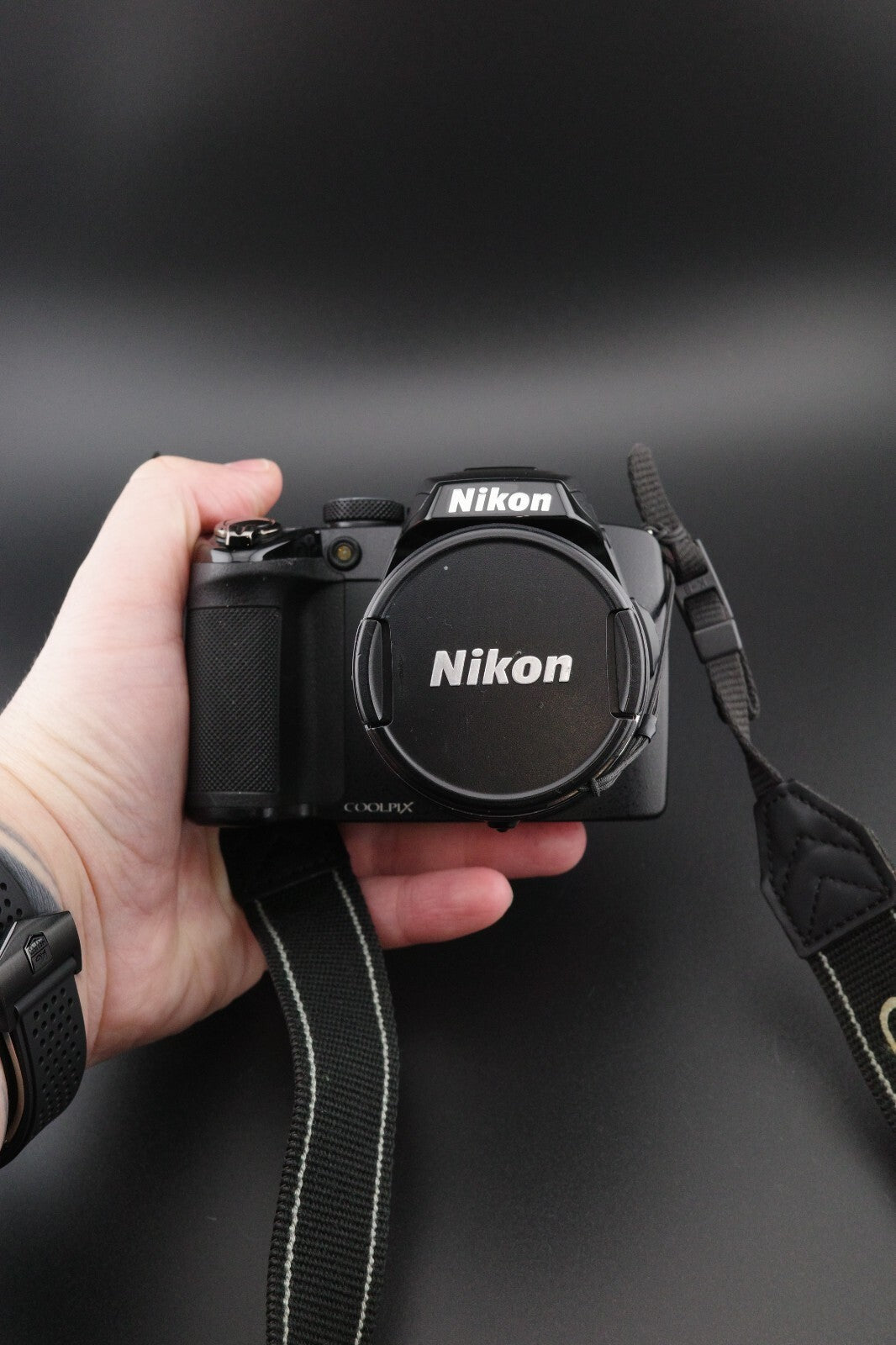 Nikon Coolpix P500 12.1MP 36x Zoom Digital Bridge Camera + New Battery / Charger