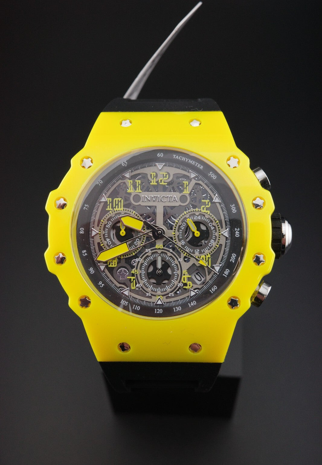 Invicta Racing Vaulthan 69667 Men’s Watch 44mm Yellow Black - Brand New & Boxed