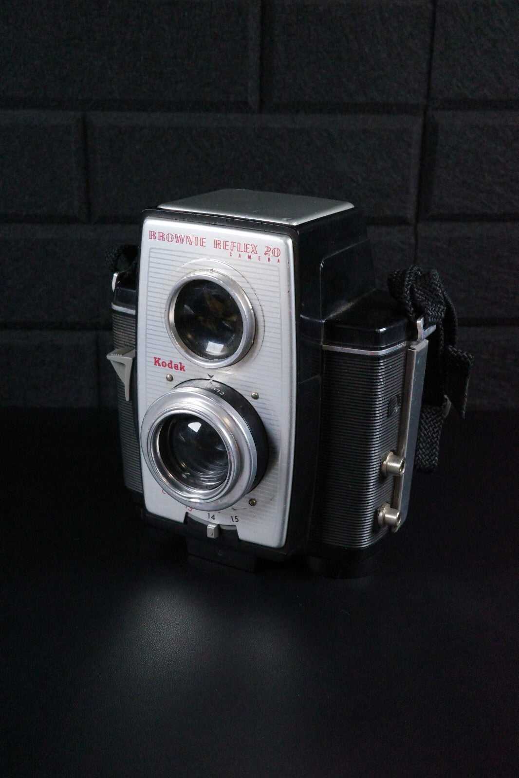 Kodak Brownie Reflex 20 Vintage 1960's 620 Film Box Camera - Tested & Working