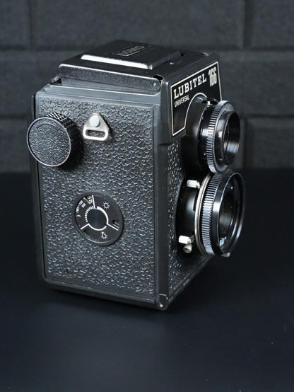 LOMO Lubitel 166 Universal Vintage 1980's TLR 120 Film Camera - Tested & Working
