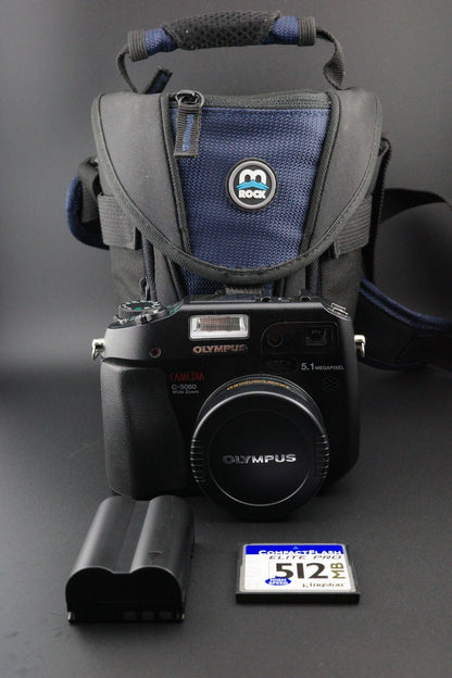 Olympus C-5060 Wide Zoom 5.1MP Camera + 512MB CF Card, New Battery and Bag